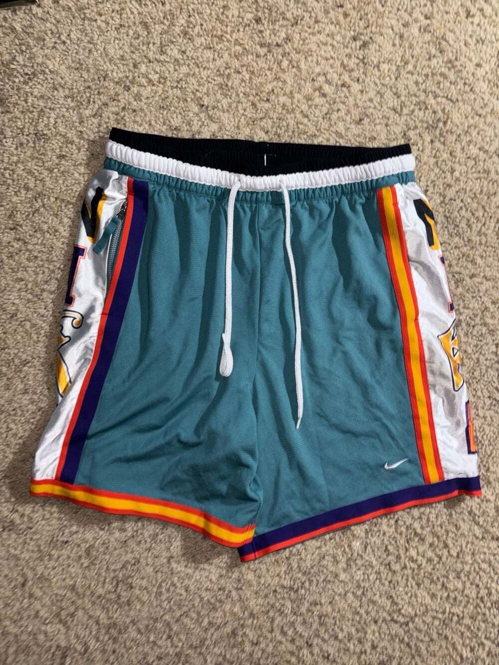 Nike Dri-FIT DNA Class of '96 Basketball Shorts Size L Teal Multicolor